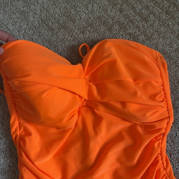 RELLECIGA Women's Tummy Control Swimwear Strapless One Piece Swimsuit for Women - Picture 3 of 7